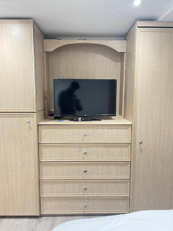 Stayeasy En-Suite London Ngoại thất bức ảnh